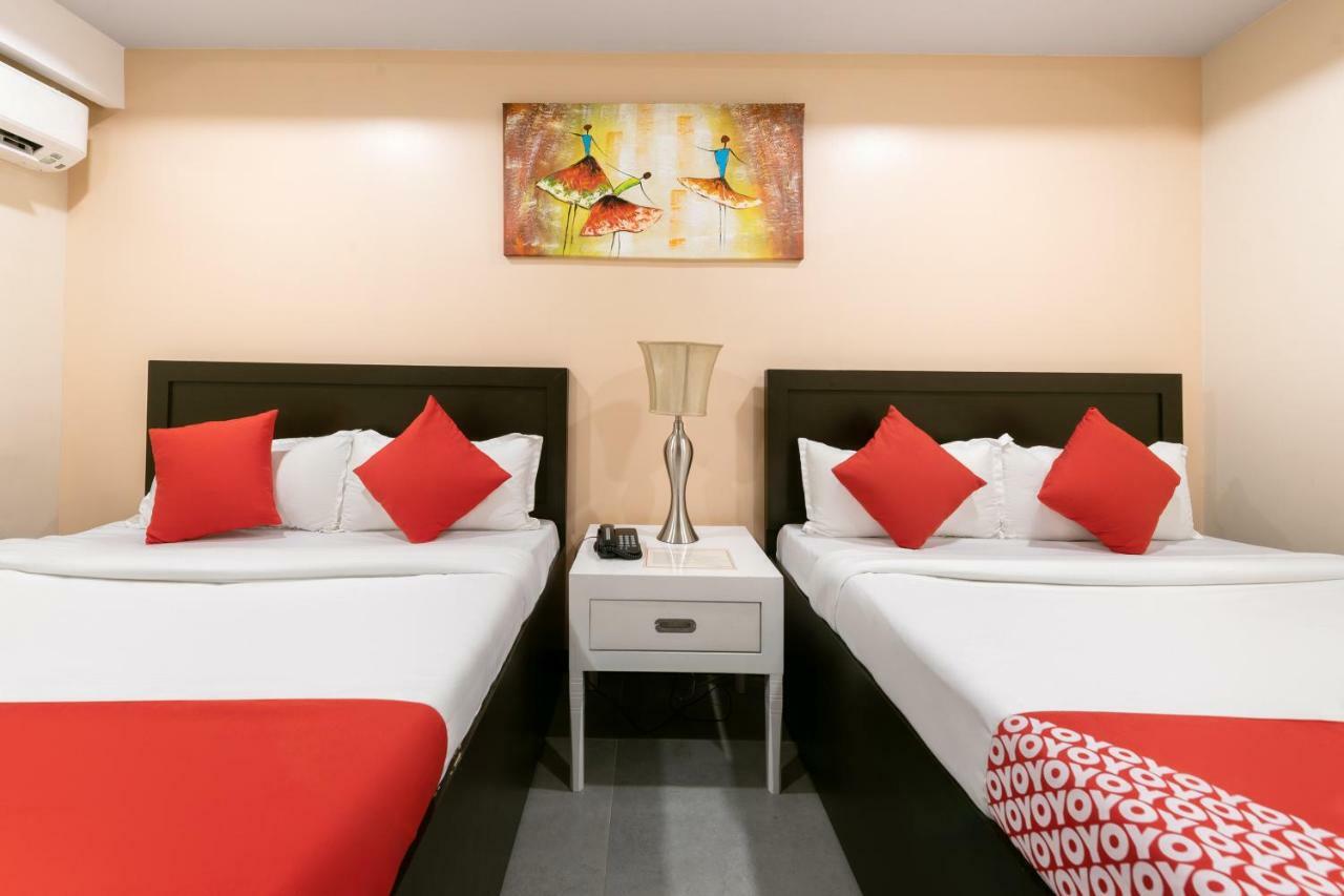 Oyo 171 Amore Hotel Muntinlupa City Zewnętrze zdjęcie